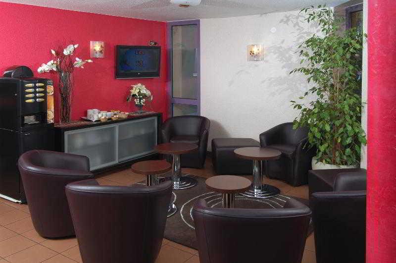 The Originals City, Hotel Nimes Costieres, Ex Inter Hotel Buitenkant foto